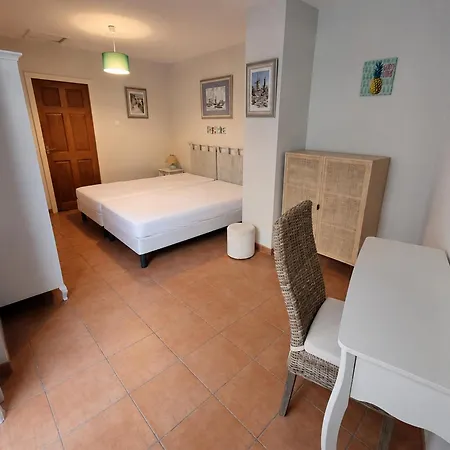 Proche Centre - 4 Pers. - Fr-1-309-583 *